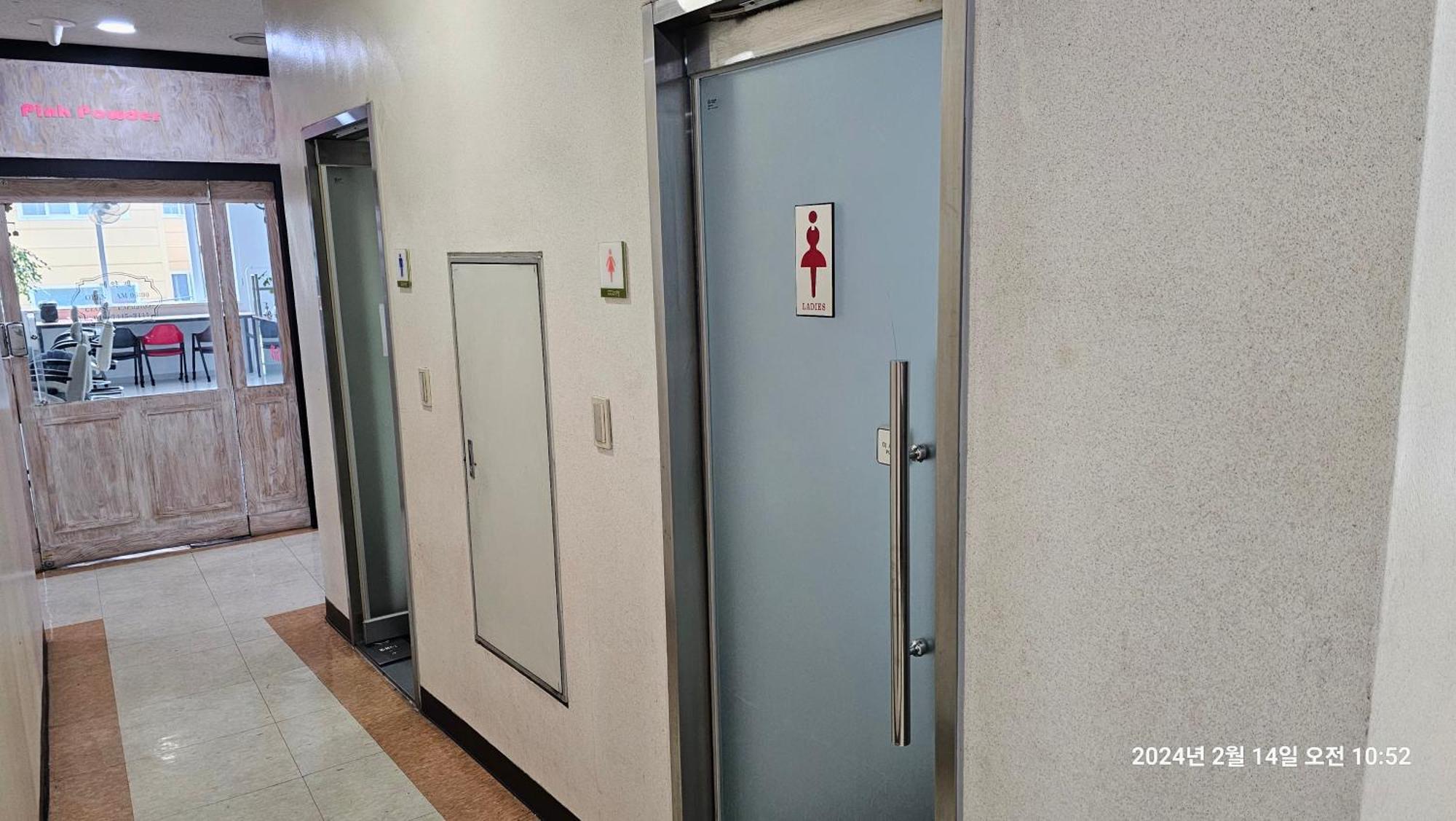 Hongdae Residence-2 1Min From Hongik Uni Station Exit #1 Seúl Exterior foto